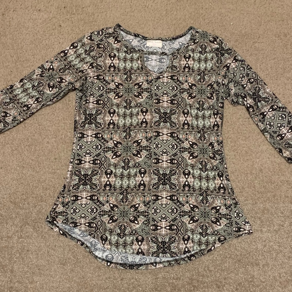 Very soft and comfortable long sleeve shirt!